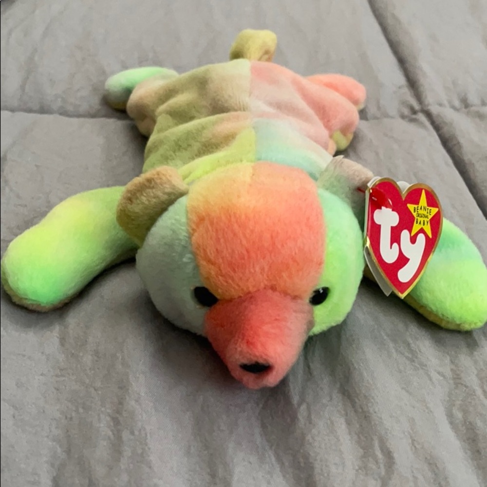 I am selling a beanie baby!